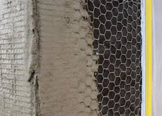 ছাদ এবং দেয়াল শক্তিশালী করার জন্য স্টুকো মেশ হিসাবে ব্যবহৃত ষড়ভুজাকার তারের জাল