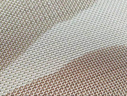 প্লেইন স্ক্রিন স্টেইনলেস স্টীল 316L Woven Wire Mesh স্থায়িত্ব রাসায়নিক প্রতিরোধের পূরণ