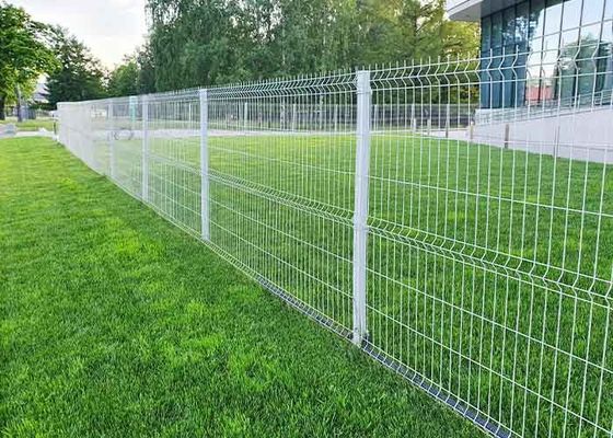 ওয়্যার বেড়া প্যানেল আরো টেকসই জীবন জন্য Galvanized বা স্প্রে