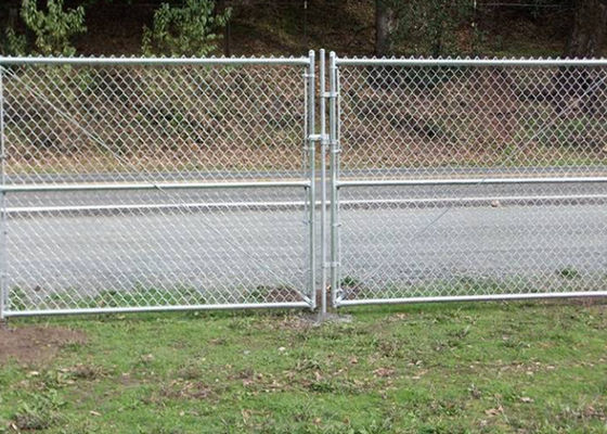 F654 F900 চেইন লিঙ্ক ডাবল সুইং গেট দস্তা গোলাকার পোস্টের সাথে প্রলিপ্ত